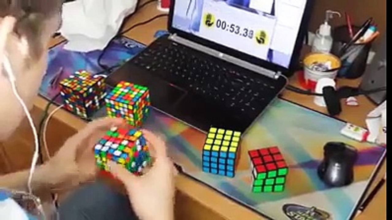 OMG - rubik's cube: Un champion!