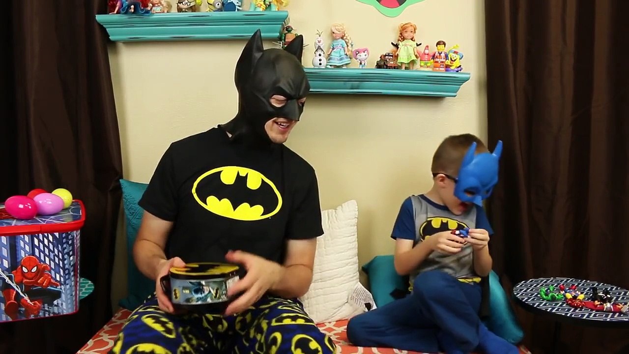 Batman and Little Batman Superheroes Guessing Game with Surprise Eggs and Spiderman Toy Box
