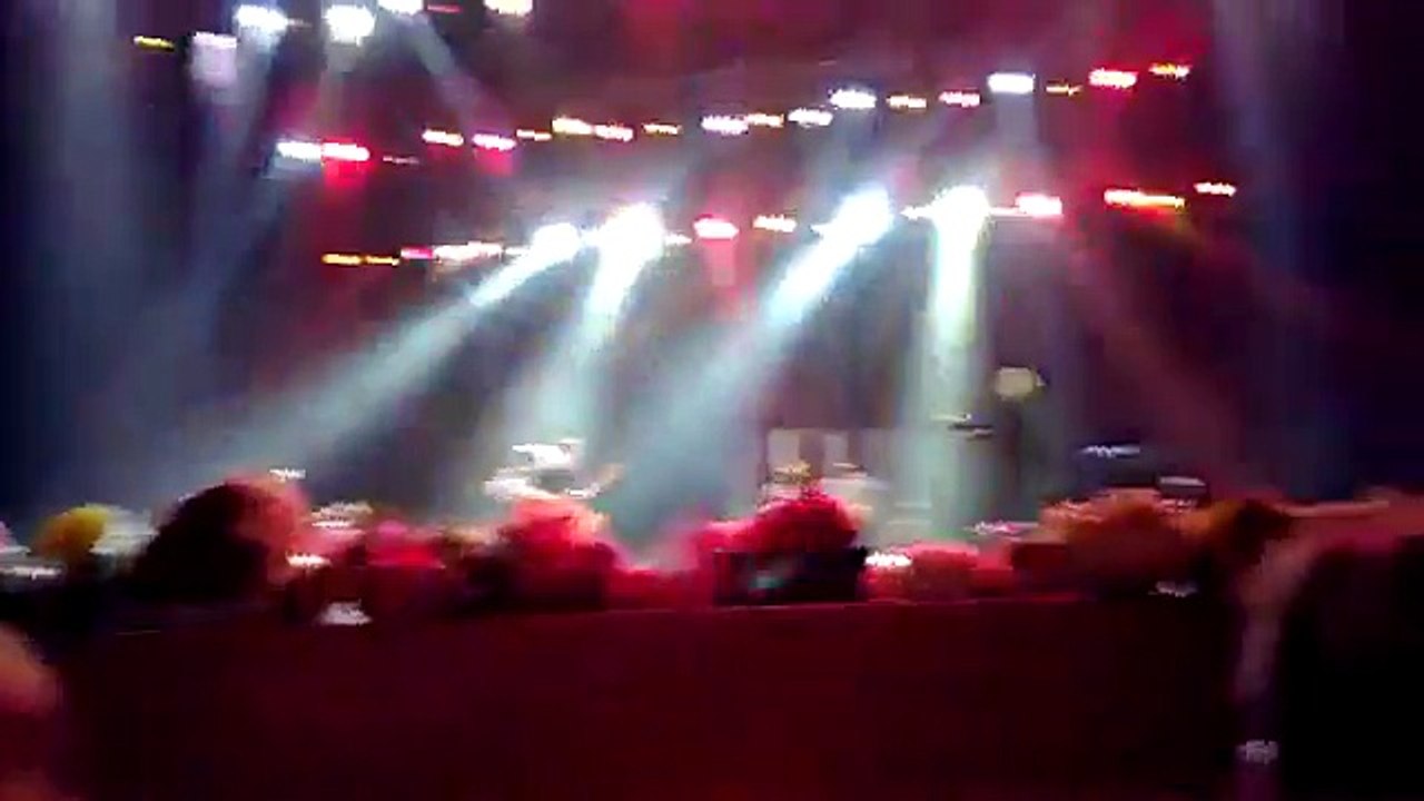 «Разговор со счастьем» (фрагмент) А.Бон (Москва, Crocus, 29.05.2015) (Баркевич Елена)