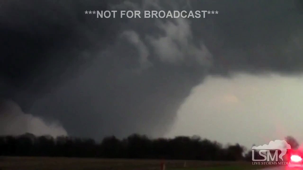 4-9-15 Oregon, Illinois WEDGE Tornado *HD*