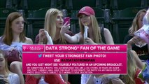 Des filles font des selfies pendant un match de baseball Mdrr