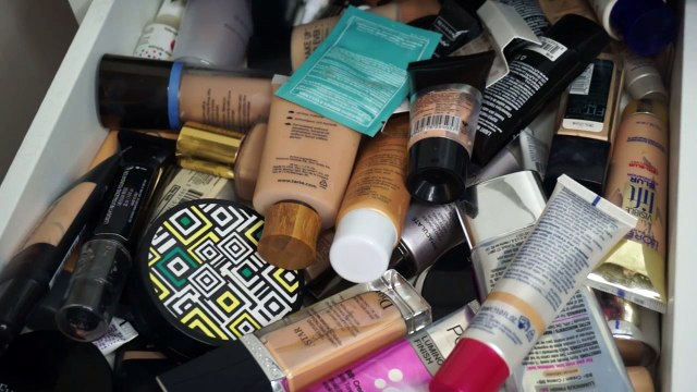 DeCluttering Series: Foundations, BB Creams, CC Creams, Tinted Moisturizers *Jen Luvs Rev