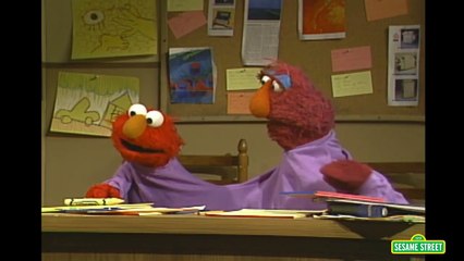 Sesame Street: Elmo and Telly Go To Two-headed Monster School