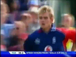 What Happens when Afridi Hits His First T20 Six