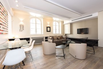 (Ref: 06013) 2-Bedroom furnished duplex on rue du Pont de Lodi (Paris 6th)