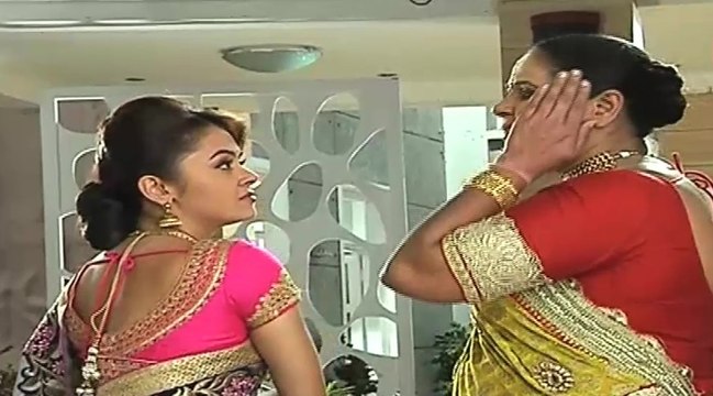 Kokila Gets Slapped! | Saath Nibhana Saathiya