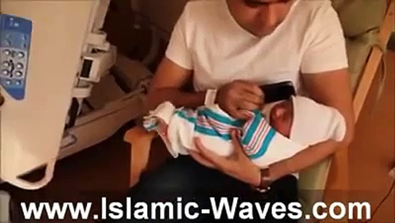 Maulana Tariq Jameel Giving Azaan To Veena Malik's Son