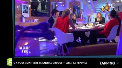 C à Vous : Mathilde Seigner consommatrice de drogues ? Sa réponse franche ! (Vidéo)
