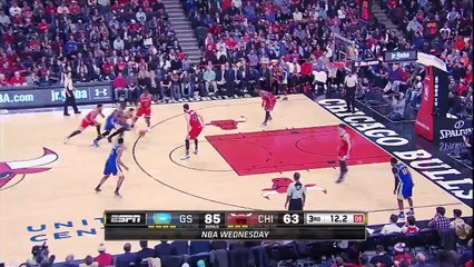 Stephen Curry's Left-handed Dunk