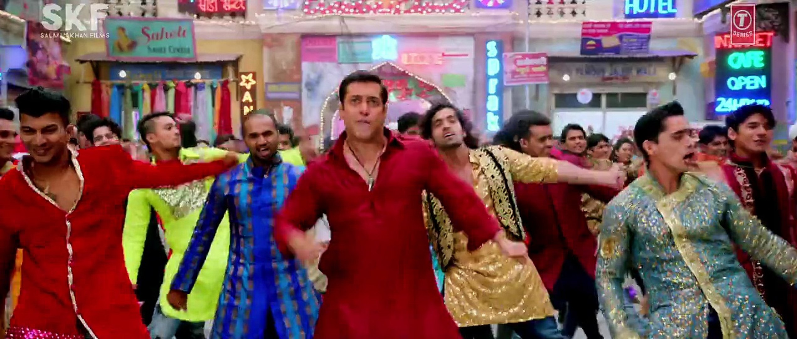 ⁣'Aaj Ki Party' VIDEO Song - Mika Singh - Salman Khan, Kareena Kapoor - Bajrangi Bhaijaan -