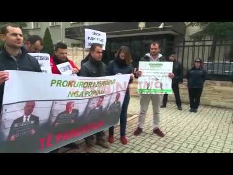 Lëvizja ShqipOn proteston përpara Prokurorisë- Ora News- Lajmi i fundit-
