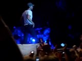 Enrique Iglesias live at Belgrades Arena ( 22.05.2009) - Enrique picking a girl for Hero