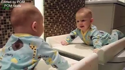 Aynada İlk Kez Kendini Gören Bebekler