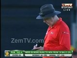 Misbah accidentally hits Umpire
