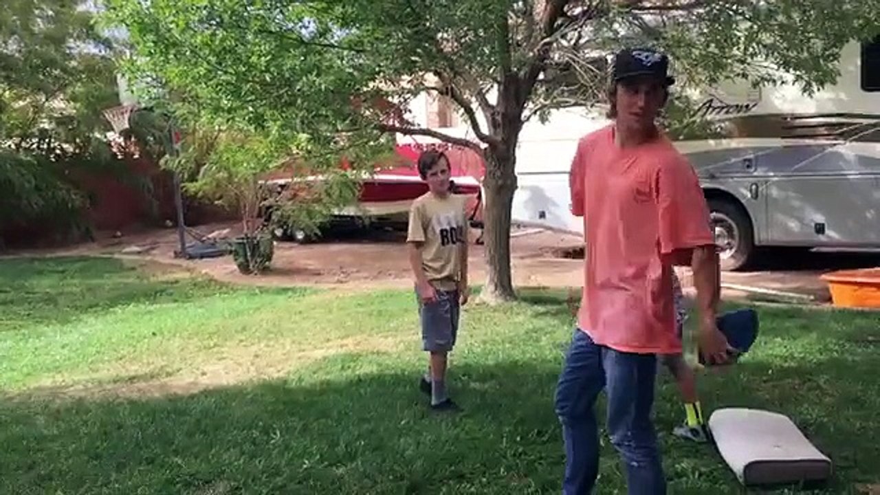 Vlog 4_ Spooky pranks!!!
