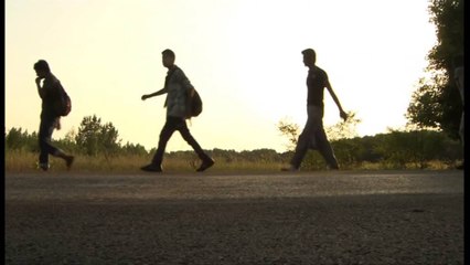 HUNGARIA GATI TE NDERTOJE GARDH EDHE NE KUFIRIN ME RUMANINE KUNDER REFUGJATEVE LAJM