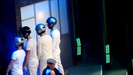 Nouvelle version de la chanson des Restos en Daft Punk - Les Enfoirés 2015