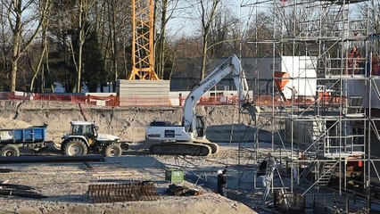 Saint Pol sur Mer: le chantier de la Piscine.