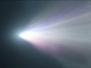 Hubble Unveils the Dramatic Destruction of the Comet Galaxy 🌌