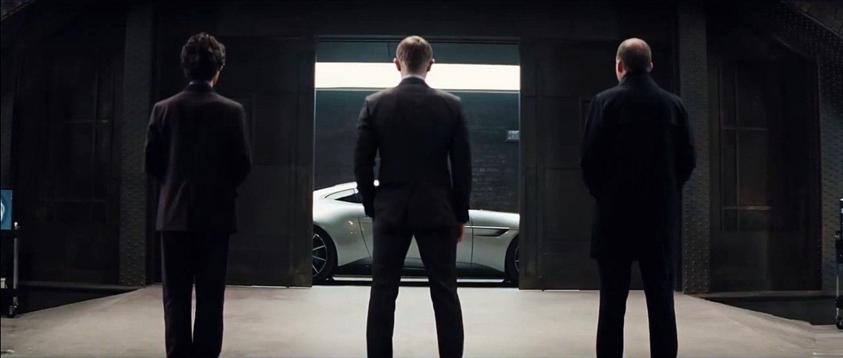 james bond outil