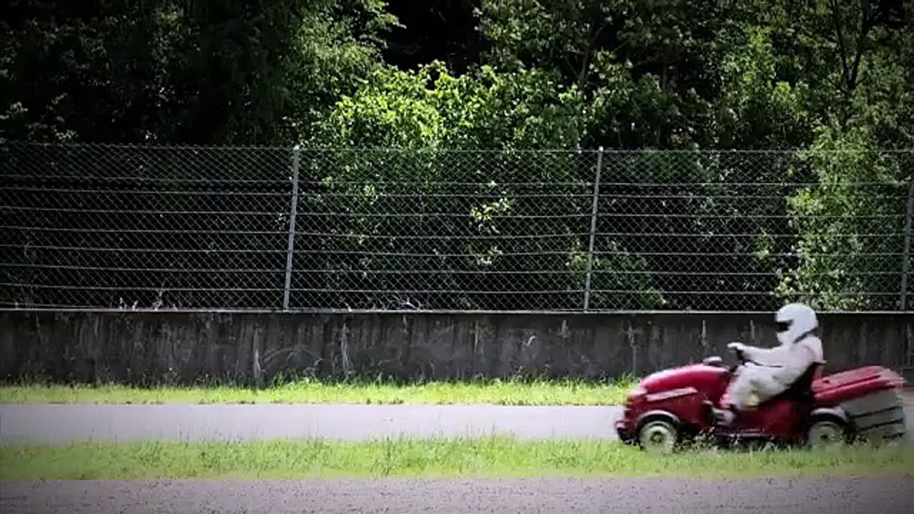 The Stig\'s 130mph lawnmower - Top Gear Magazine