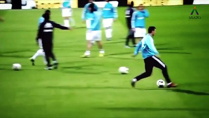 Cristiano Ronaldo vs Lionel Messi ● Freestyle ● Crazy Tricks ( Mead Deana )