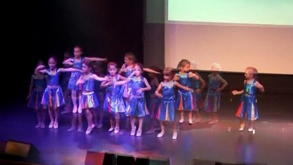 Extraits du spectacle de fin d'année  Le Magicien d'Oz 06.06.15