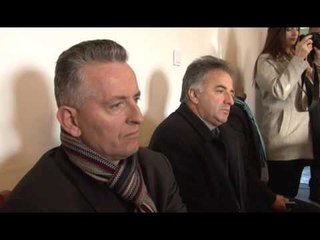 Lajme - Kusari Lila viziton Bashkinë e Tropojës