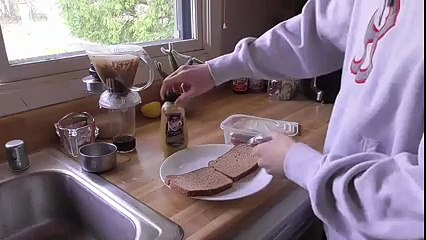 Tıraş Köpüğü Deyip Geçmeyin, İzleyin.. Yok Böyle Bir Şey