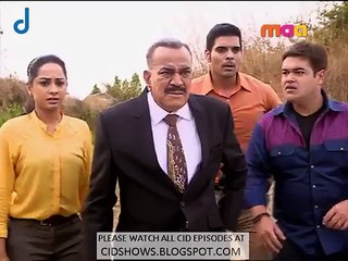 CID (Telugu) Episode 1021 (30th - November - 2015) - 4