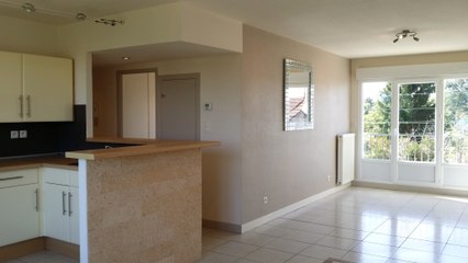 location appartement F3 centre ville à montluçon