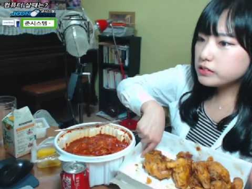 터민 교촌허니콤보 + 엽떡 (엽기떡볶이) 먹방 chicken and spicy ric...