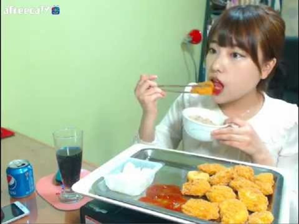 터민 BBQ 순살크래커치킨 먹방