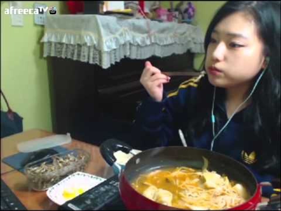 터민 김치만두전골 먹방 (요리방송)