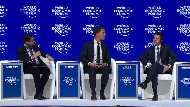 A Davos, Valls juge que le Brexit serait un drame