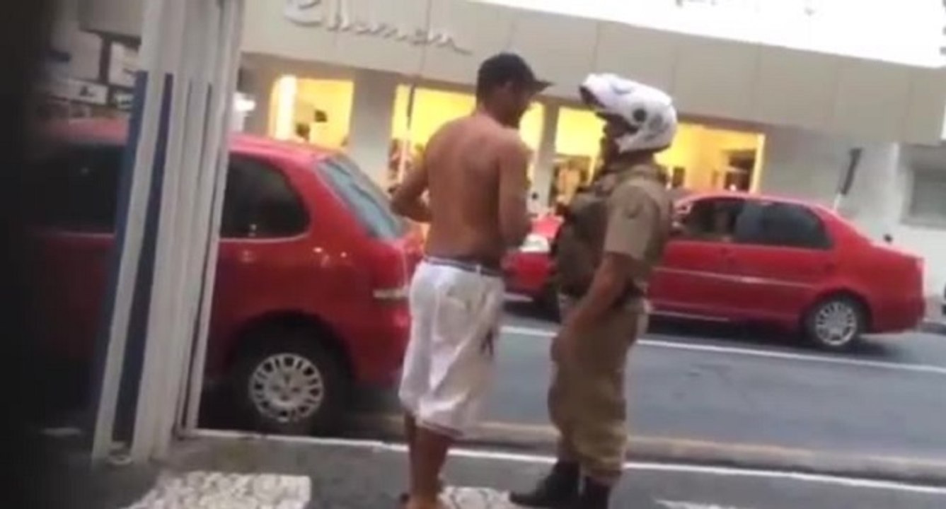 Ne jamais manquer de respect à un policier brésilien