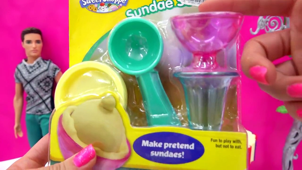 Playdoh Ice Cream Shop with Barbie, Disney Frozen Queen Elsa, Descendants Dolls Cookieswir