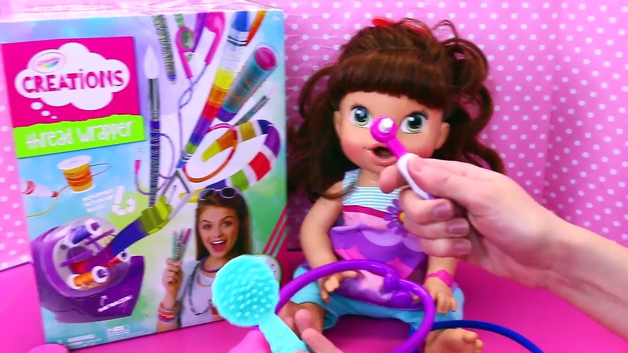 CRAYOLA Creations Thread Wrapper Machine Arts & Crafts DIY Baby Alive Lucy Accessories