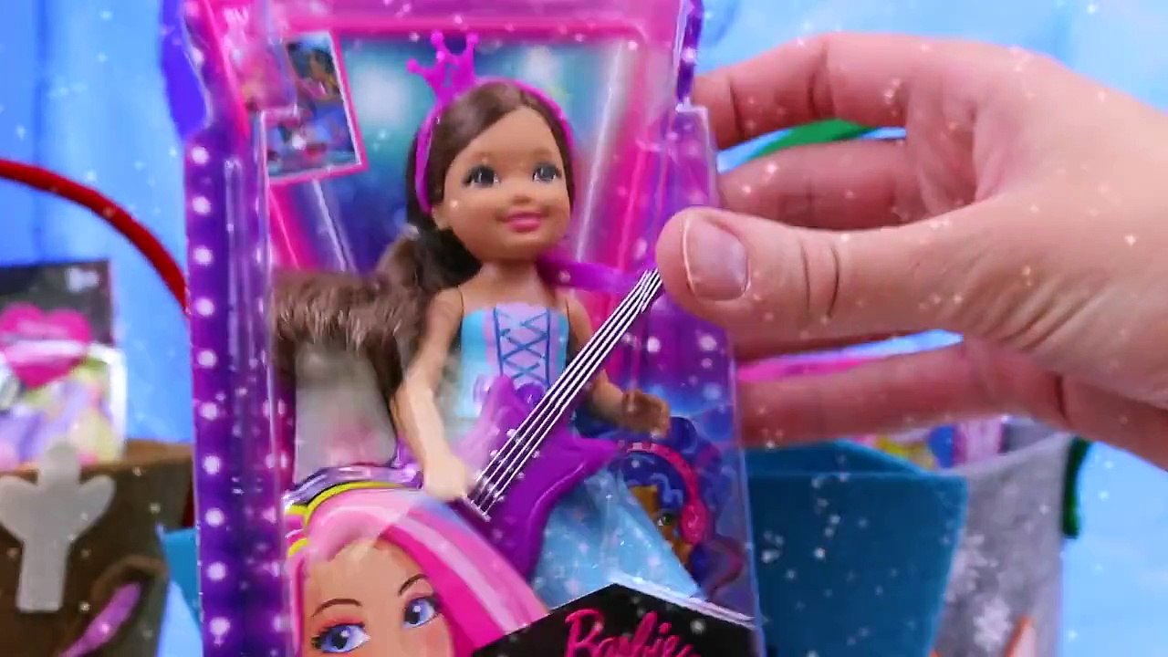 Surprise Toys Christmas Baskets Kinder Surprise Eggs, Blind Bags, Barbie Chelsea Dolls Dis