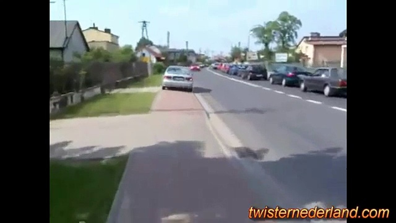 worst drivers new 2015 most funny and scary people on road cars accident_clip(1)