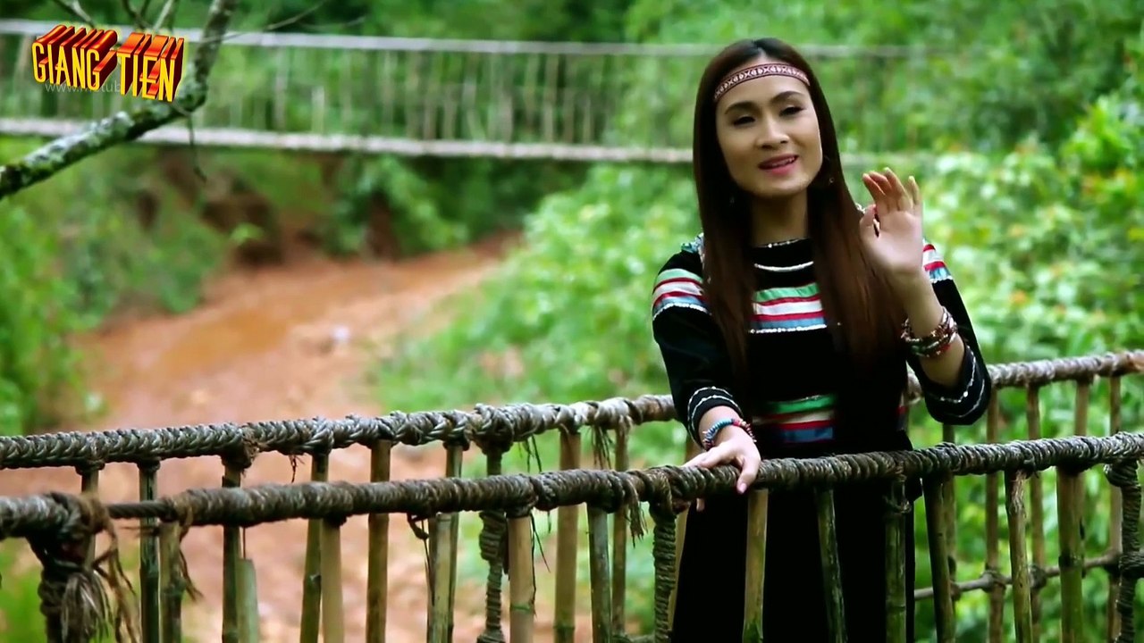 Ngày Đá Đơm Bông - Giáng Tiên