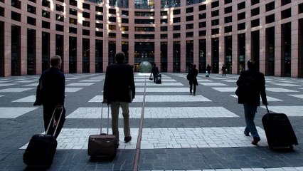 Parlement européen, 29 journalistes portent plainte