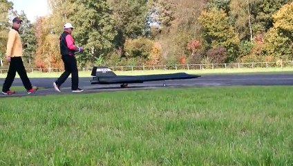 LOCKHEED SR-7
BLACKBIRD GIGANTIC RC SCALE MODEL JET FLIGHT DISPLAY / RC Airshow Hausen 201
 Hobby And Fun