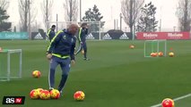 Centre élégant de Zidane et but de Luka Modric (entraînement)