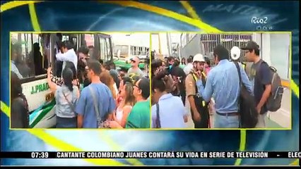 Así reaccionó un hombre cuando lo descubrieron robando un celular por televisión