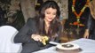 Aishwarya Rai Bachchan Celebrates 41st Birthday With MEDIA, FANS | Latest Bollywood News