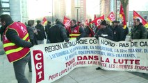 Lille: rassemblement en soutien aux ex-Goodyear condamnés