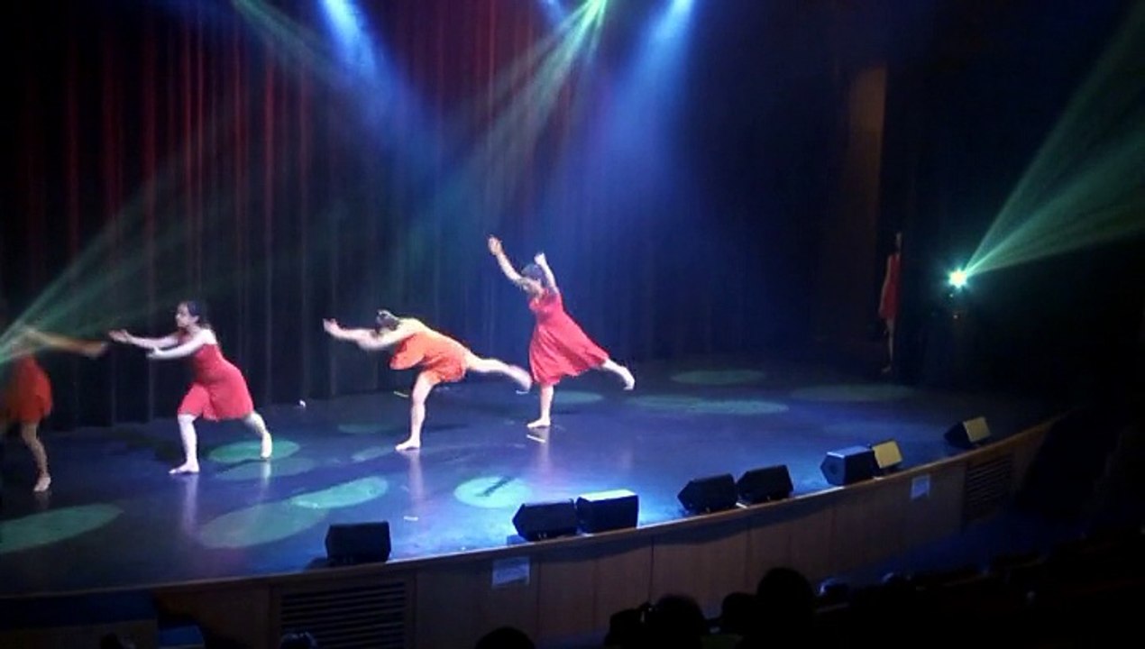 Extraits de "Divertissements" du spectacle de fin d'année 06.06.15