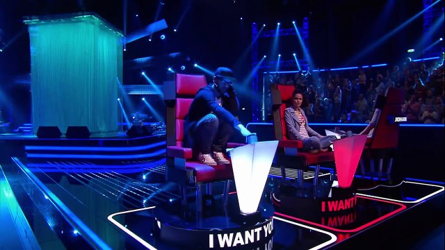 Andreas Bourani: Auf anderen Wegen (Malte) | The Voice Kids 2015 | Blind Auditions | SAT.1