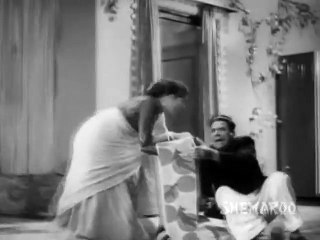 AKELI MAT JAIYO - 1963 - (Classic Romantic Hindi Movie) - (Part 8 of 13)